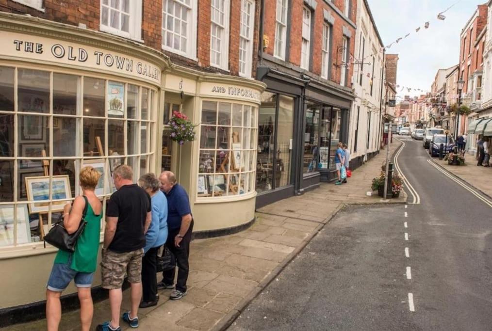Ashlors Home, Historic Old Town * Bridlington